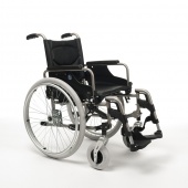 Кресло-коляска инвалидная механическая Vermeiren V200