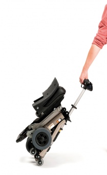 Скутер для инвалидов и пожилых людей складной Vermeiren LUGGIE