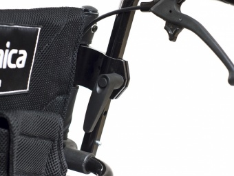 Кресло-коляска инвалидная Ortonica Delux 530