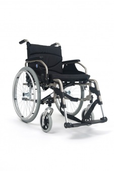 Кресло-коляска инвалидная  Vermeiren V300